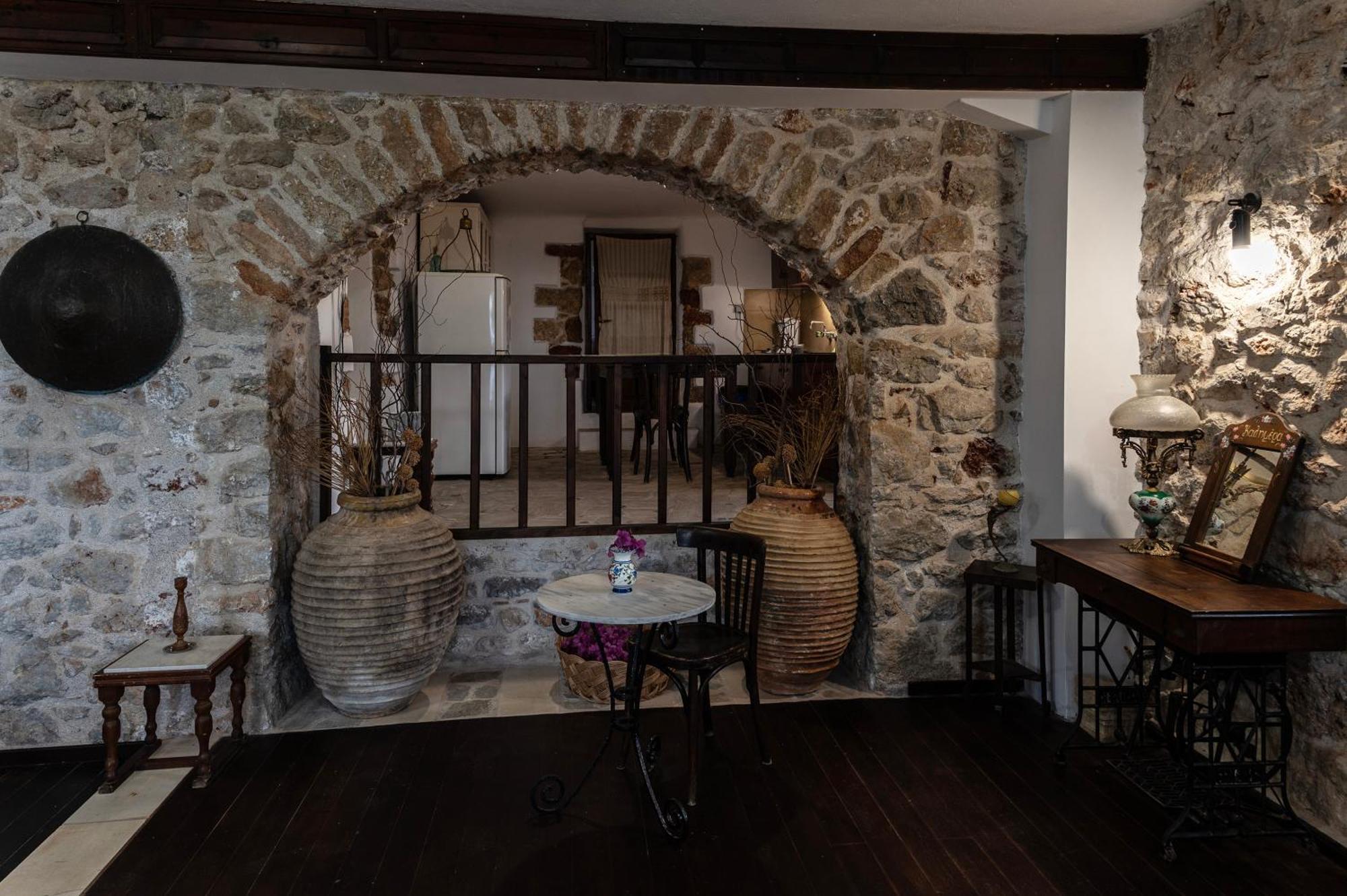 דירות Yefira Belessi'S Mansion מראה חיצוני תמונה