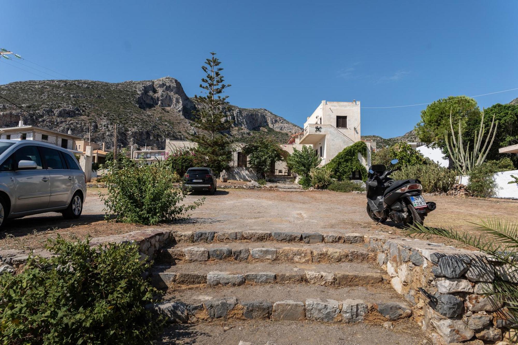 דירות Yefira Belessi'S Mansion מראה חיצוני תמונה
