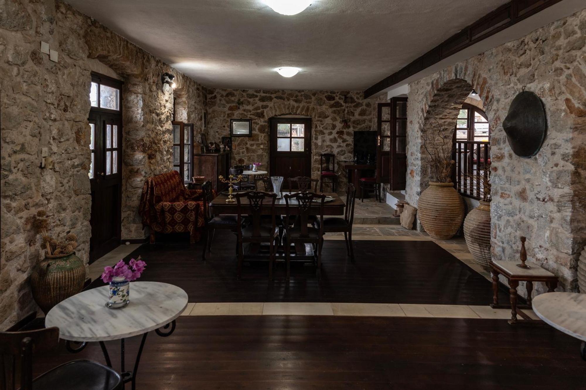 דירות Yefira Belessi'S Mansion מראה חיצוני תמונה