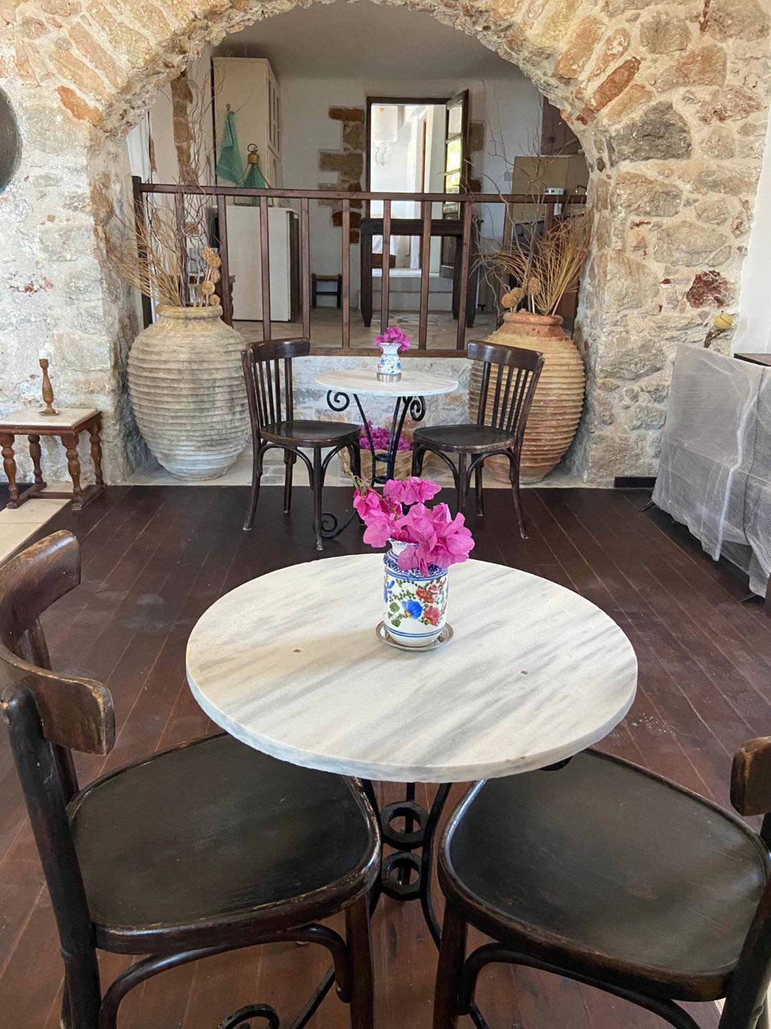דירות Yefira Belessi'S Mansion מראה חיצוני תמונה