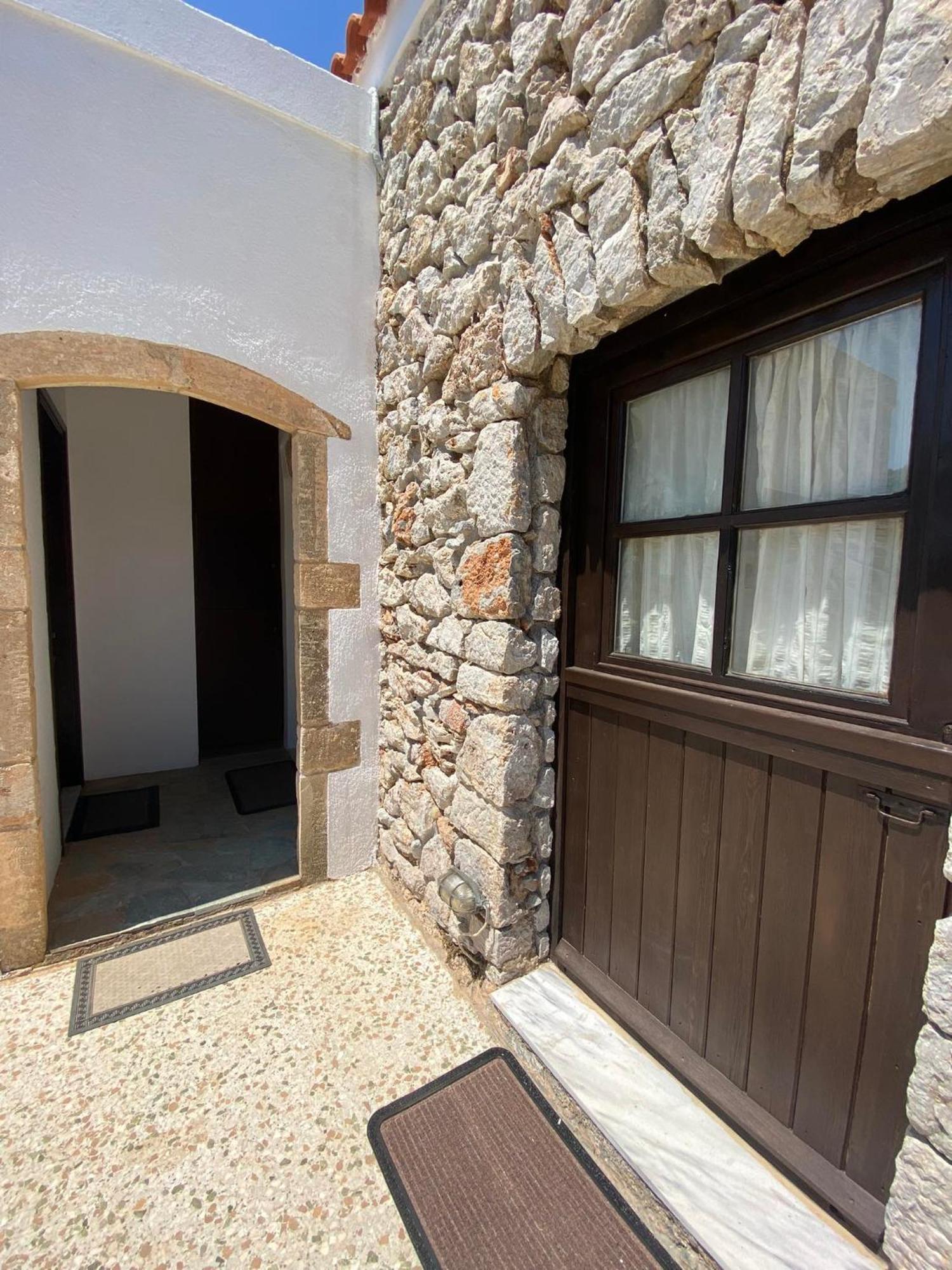 דירות Yefira Belessi'S Mansion מראה חיצוני תמונה