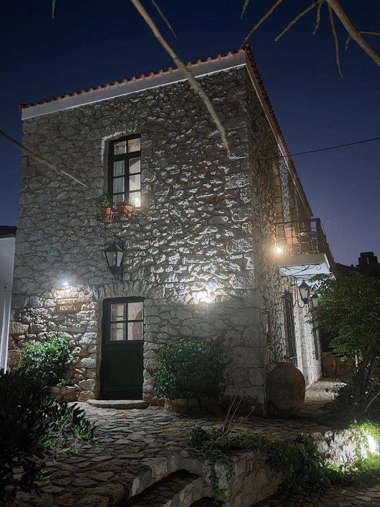 דירות Yefira Belessi'S Mansion מראה חיצוני תמונה