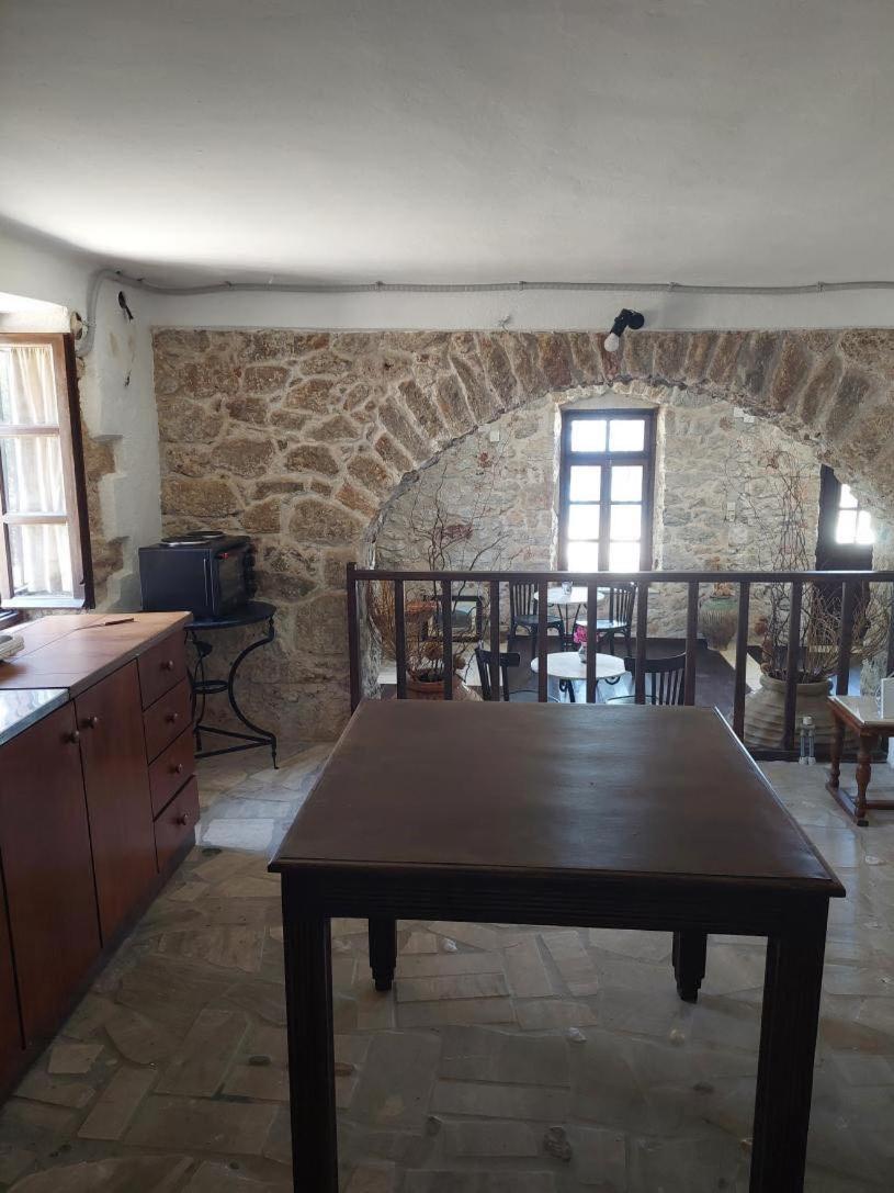 דירות Yefira Belessi'S Mansion מראה חיצוני תמונה